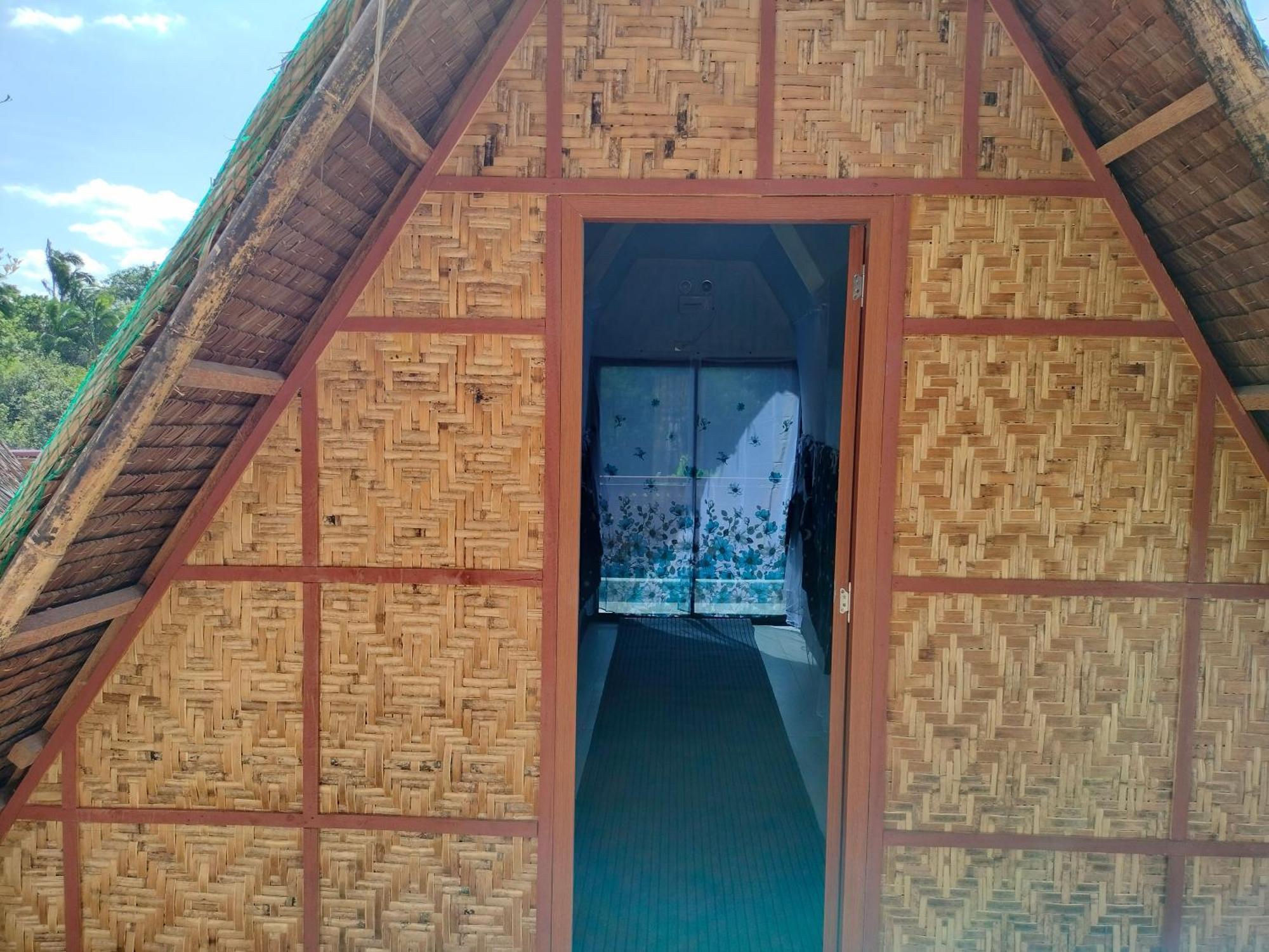 Riu Del Mar Hostel Dauis ภายนอก รูปภาพ
